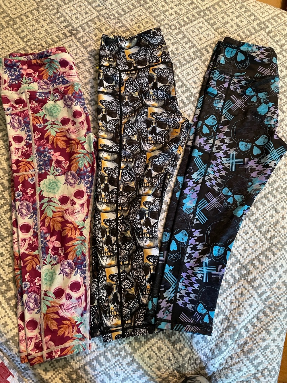 3 prs of Constantly Varied Gear wms size med. cropped yoga pants.